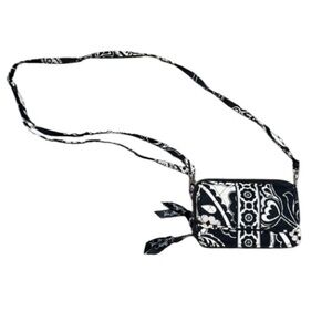 Vera Bradley Black Zipper Pulls
